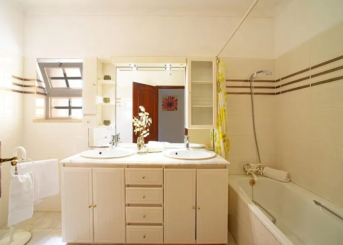 Da Bela Vista By Interhome Paderne (Faro)